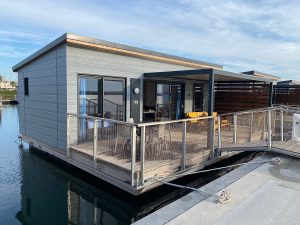 lodge boat meditérrannée (15)