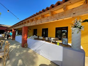 le village camarguais aperitif terrasse