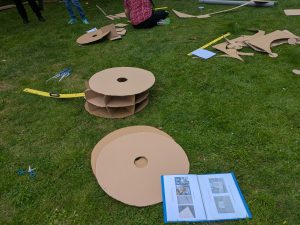 team building course de chars en carton (2)
